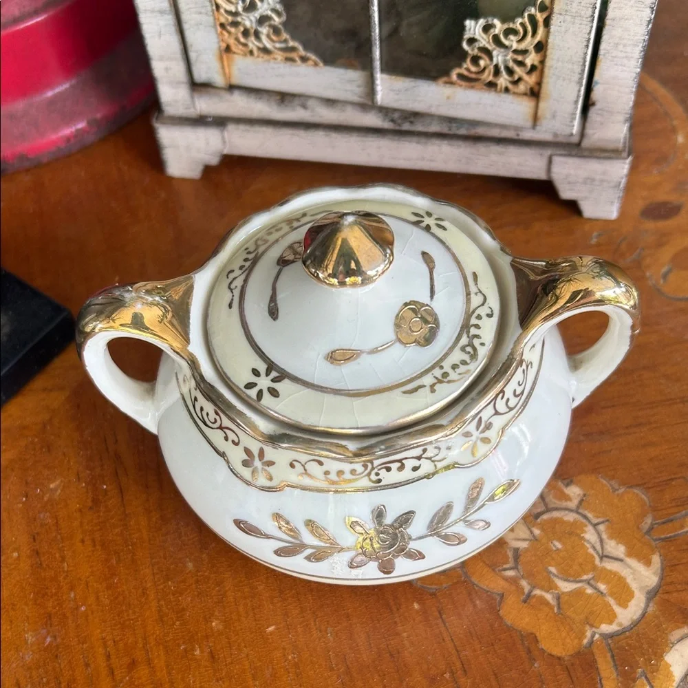 Vintage Moriyama Mori-Machi Porcelain Hand-Painted Floral Lidded Sugar Bowl